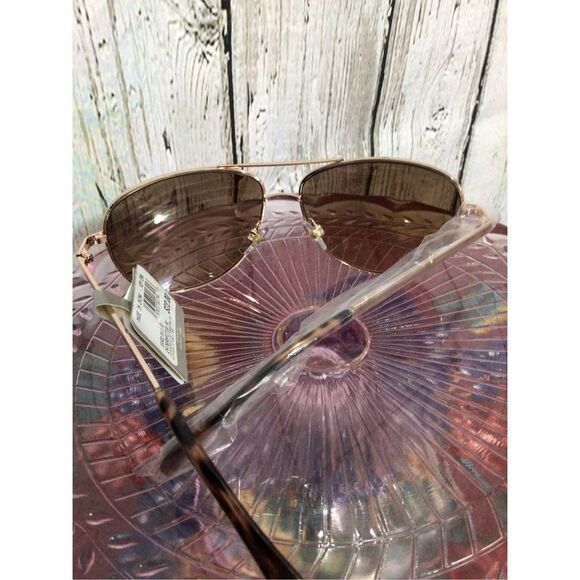 NWT Falls Creek Unisex Aviator Style Sunglasses Gold Metal Frames Brown Lense 10 - Picture 8 of 13